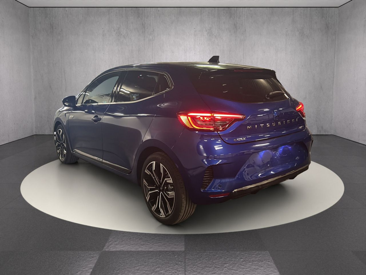 https://csb-strapi-files.fsn1.your-objectstorage.com/inventory-cars/images/54e634b66994efb76aa507009f7d5d4ab8bf92c8/2_1280_5248.jpg