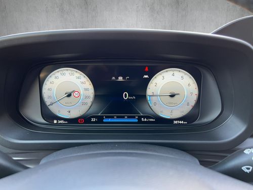 https://csb-strapi-files.fsn1.your-objectstorage.com/inventory-cars/images/556b6ae5fc3f609d1e2cc66b81de6fc60f0a9f9c/12_500_5052.jpg