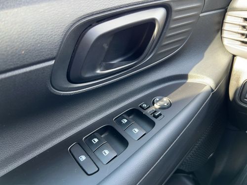 https://csb-strapi-files.fsn1.your-objectstorage.com/inventory-cars/images/556b6ae5fc3f609d1e2cc66b81de6fc60f0a9f9c/15_500_1638.jpg