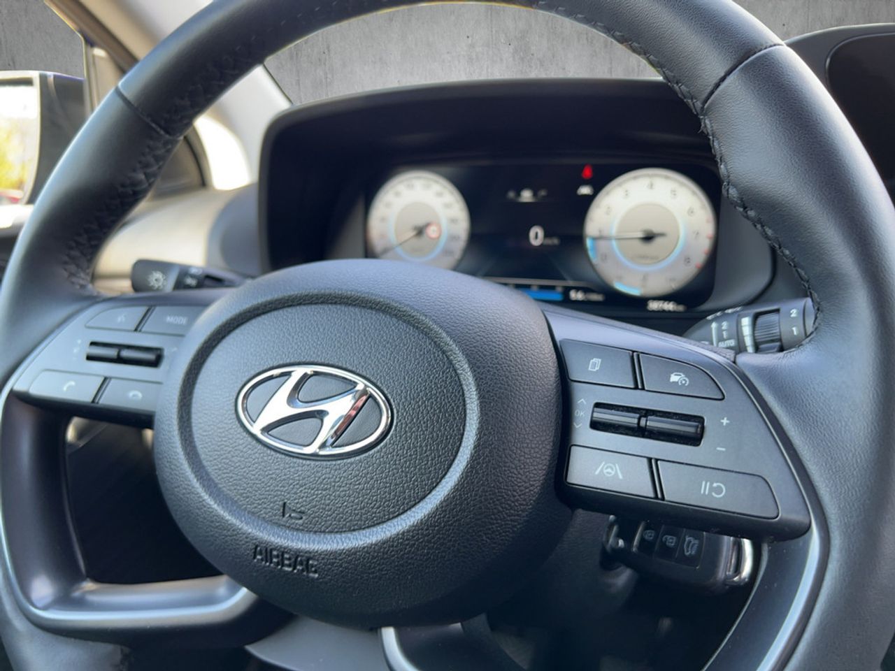https://csb-strapi-files.fsn1.your-objectstorage.com/inventory-cars/images/556b6ae5fc3f609d1e2cc66b81de6fc60f0a9f9c/23_1280_6959.jpg