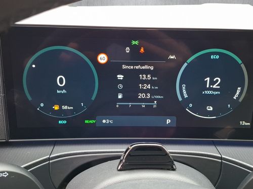 https://csb-strapi-files.fsn1.your-objectstorage.com/inventory-cars/images/55f08dc8a2ea4da9c638ce5266f10920e8f26b6e/11_500_2952.jpg