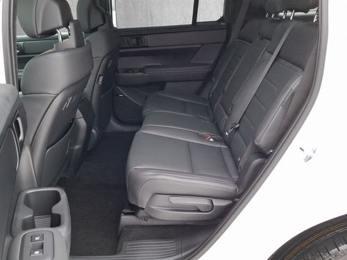 https://csb-strapi-files.fsn1.your-objectstorage.com/inventory-cars/images/55f08dc8a2ea4da9c638ce5266f10920e8f26b6e/15_500_9706.jpg