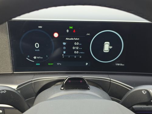 https://csb-strapi-files.fsn1.your-objectstorage.com/inventory-cars/images/577b90836b53b0afbe3ea3a98eb0d0b95878242b/18_500_7241.jpg
