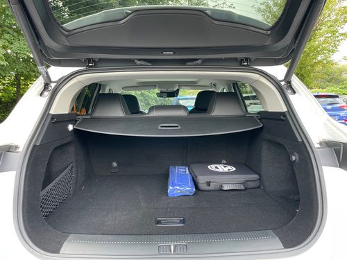 https://csb-strapi-files.fsn1.your-objectstorage.com/inventory-cars/images/577f8a276d6872b01ad9712cf33c9327cb882ea4/11_500_4876.jpg