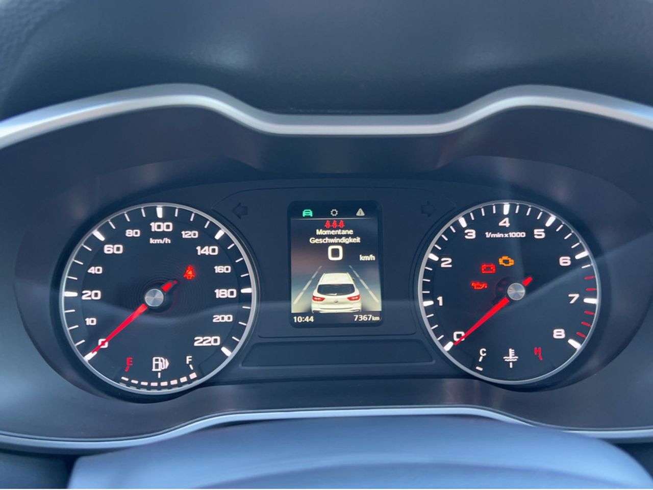 https://csb-strapi-files.fsn1.your-objectstorage.com/inventory-cars/images/593eb73df0d9f63364bd258f2dfab2d3d1cdc724/11_1280_1893.jpg