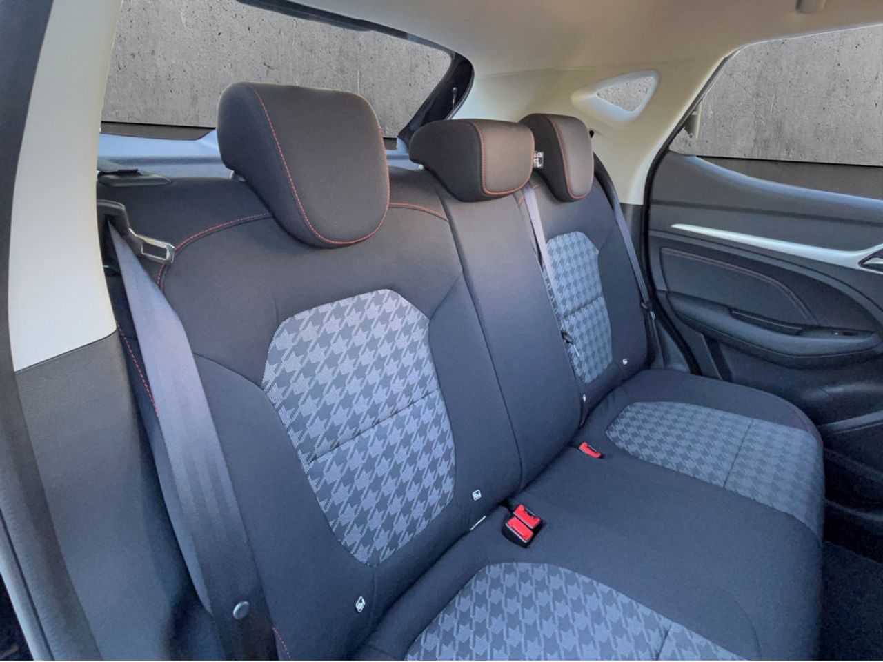 https://csb-strapi-files.fsn1.your-objectstorage.com/inventory-cars/images/593eb73df0d9f63364bd258f2dfab2d3d1cdc724/18_1280_2695.jpg