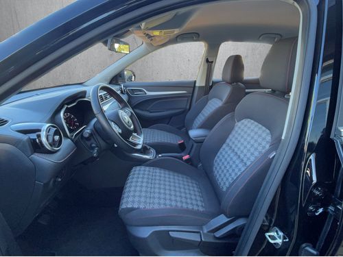 https://csb-strapi-files.fsn1.your-objectstorage.com/inventory-cars/images/593eb73df0d9f63364bd258f2dfab2d3d1cdc724/9_500_2974.jpg