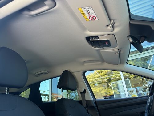 https://csb-strapi-files.fsn1.your-objectstorage.com/inventory-cars/images/595732459f39110882136722540c11feb3e6b280/19_500_9565.jpg