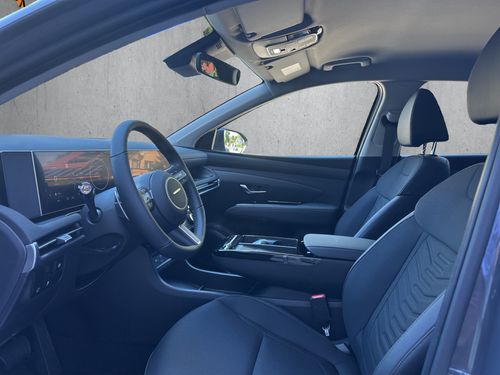 https://csb-strapi-files.fsn1.your-objectstorage.com/inventory-cars/images/595732459f39110882136722540c11feb3e6b280/8_500_5768.jpg