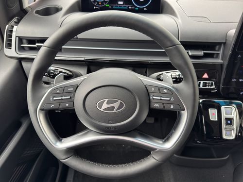 https://csb-strapi-files.fsn1.your-objectstorage.com/inventory-cars/images/5972cfcb5f509f2220fb24e42e6b7a80e0a556ac/19_500_6802.jpg