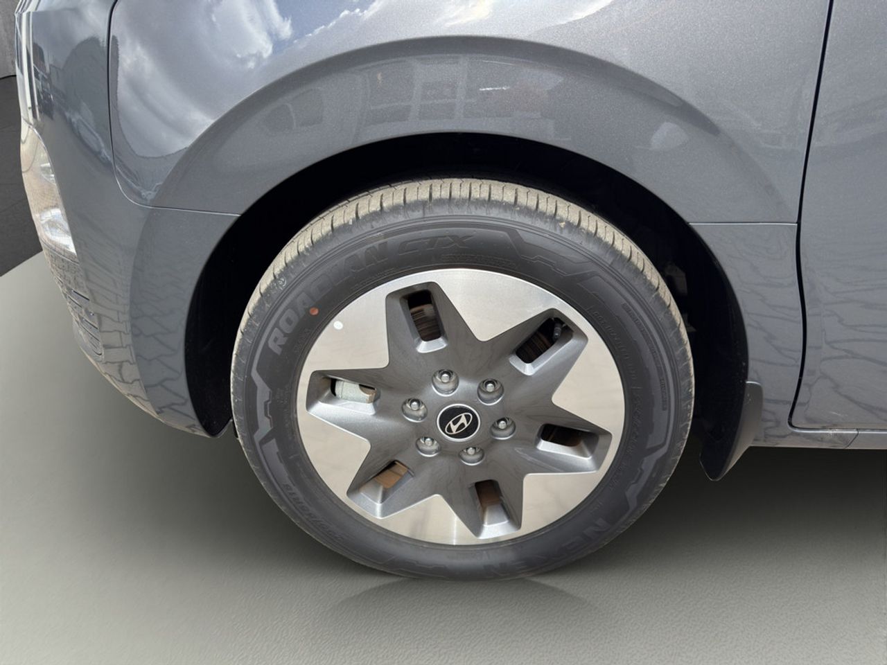 https://csb-strapi-files.fsn1.your-objectstorage.com/inventory-cars/images/5972cfcb5f509f2220fb24e42e6b7a80e0a556ac/2_1280_9338.jpg