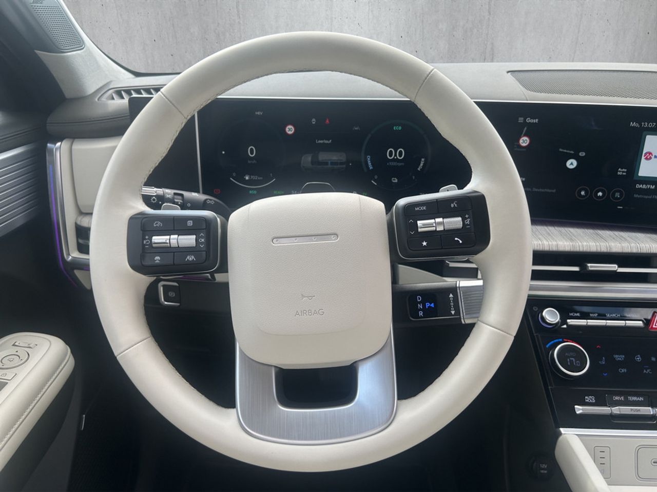 https://csb-strapi-files.fsn1.your-objectstorage.com/inventory-cars/images/59a2ee54cb72c509d28101e4501a0cfb6feb9795/11_1280_6552.jpg