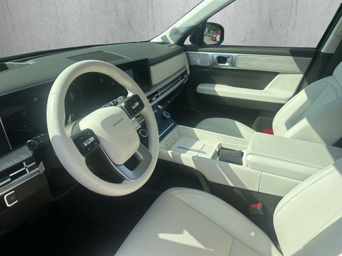 https://csb-strapi-files.fsn1.your-objectstorage.com/inventory-cars/images/59a2ee54cb72c509d28101e4501a0cfb6feb9795/21_500_3392.jpg