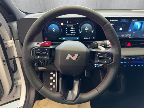 https://csb-strapi-files.fsn1.your-objectstorage.com/inventory-cars/images/5acdf3f006bb0c79fb016f76418193c50d5375a0/10_500_7195.jpg