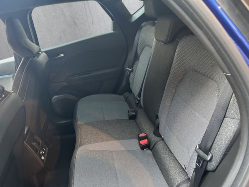 https://csb-strapi-files.fsn1.your-objectstorage.com/inventory-cars/images/5afc65cec301b347c4ef8785f5f586098c897e8d/14_500_5447.jpg