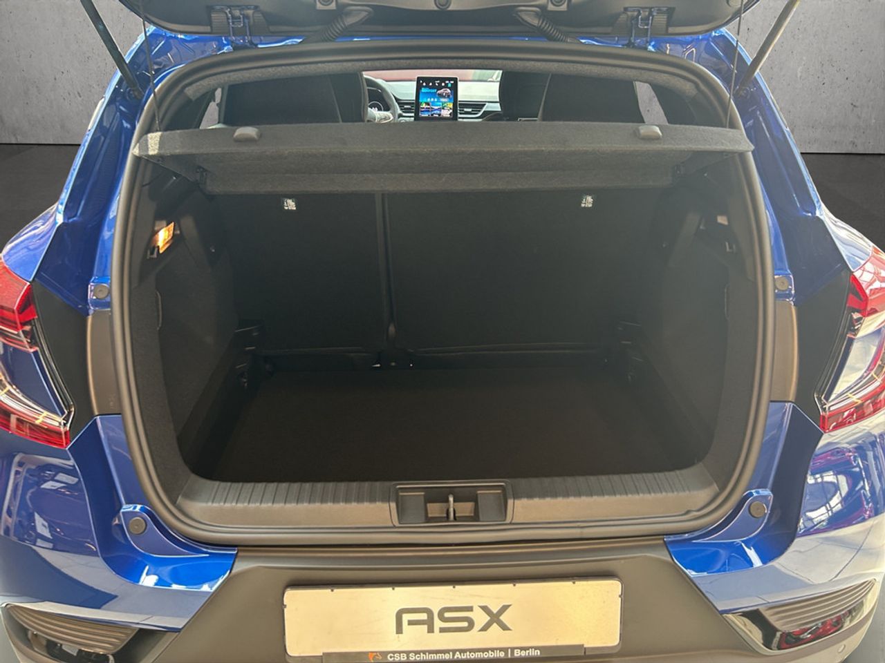 https://csb-strapi-files.fsn1.your-objectstorage.com/inventory-cars/images/5afc65cec301b347c4ef8785f5f586098c897e8d/17_1280_6348.jpg