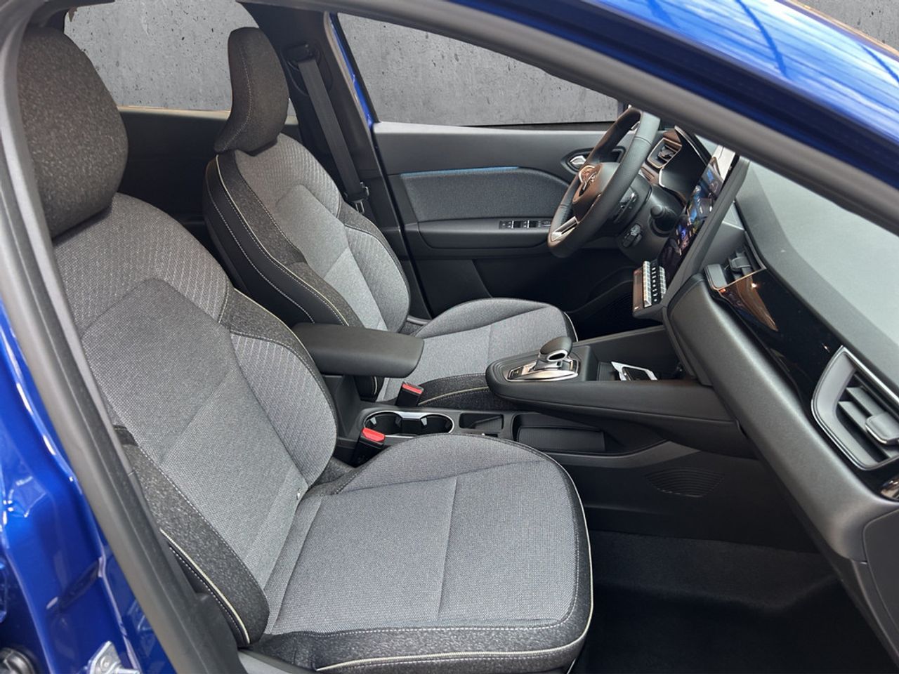 https://csb-strapi-files.fsn1.your-objectstorage.com/inventory-cars/images/5afc65cec301b347c4ef8785f5f586098c897e8d/19_1280_9060.jpg