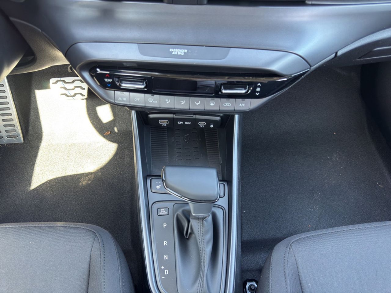 https://csb-strapi-files.fsn1.your-objectstorage.com/inventory-cars/images/5ce89a0d6ca5f046af9b03a81862660496ff11ce/17_1280_7924.jpg