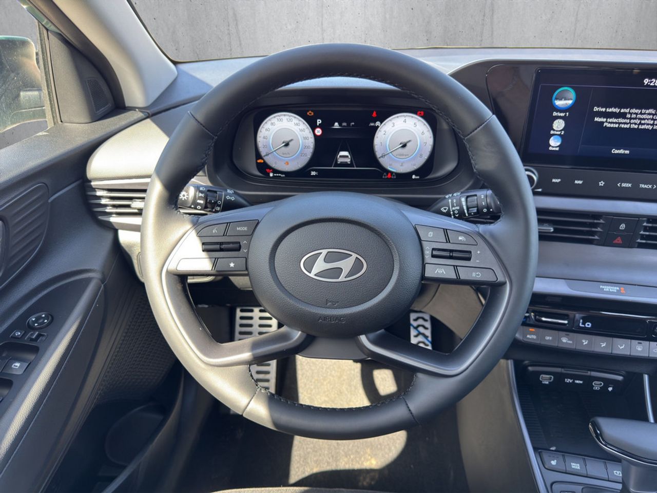 https://csb-strapi-files.fsn1.your-objectstorage.com/inventory-cars/images/5ce89a0d6ca5f046af9b03a81862660496ff11ce/19_1280_4265.jpg