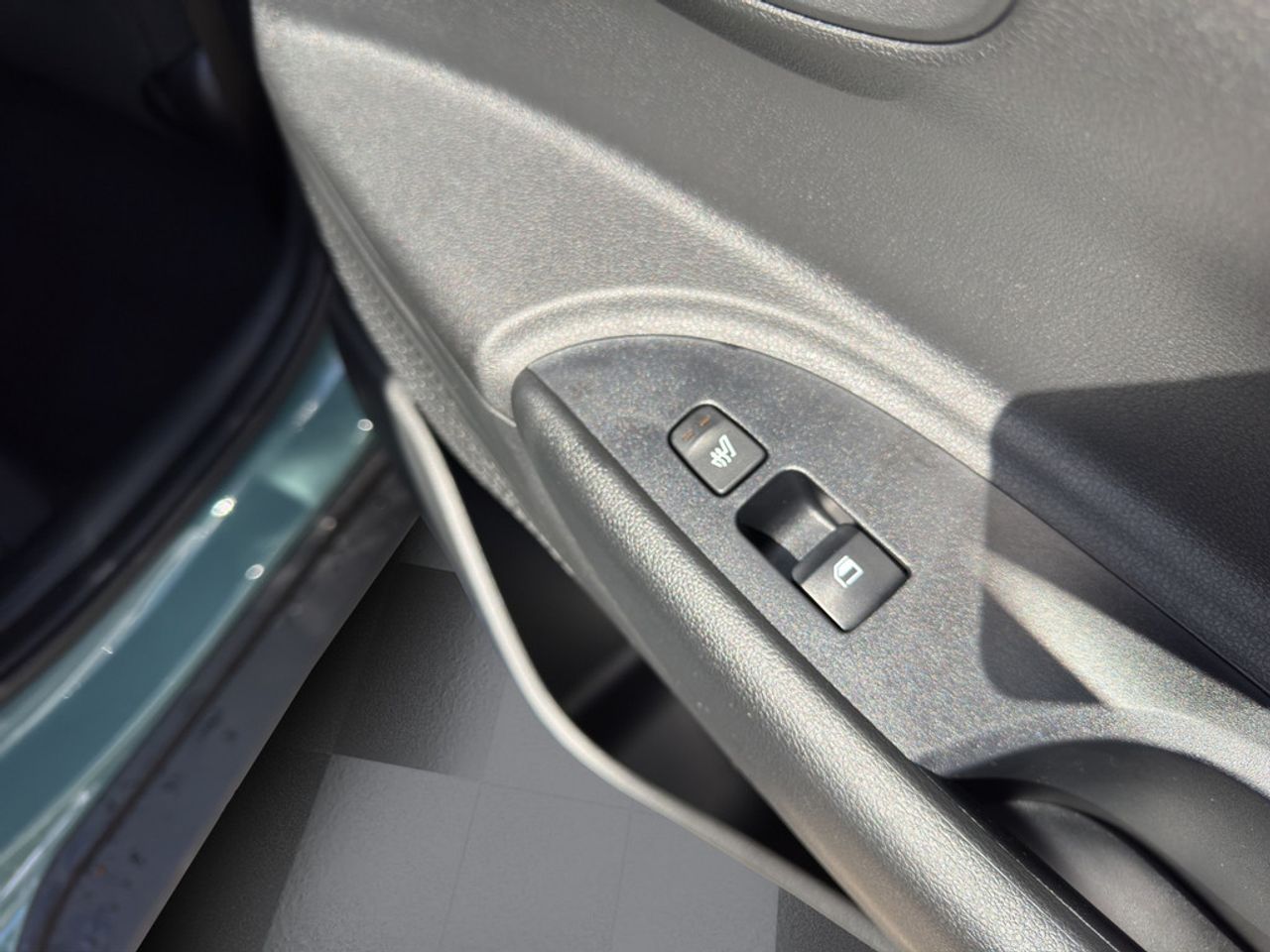 https://csb-strapi-files.fsn1.your-objectstorage.com/inventory-cars/images/5ce89a0d6ca5f046af9b03a81862660496ff11ce/20_1280_4534.jpg