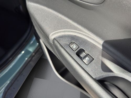 https://csb-strapi-files.fsn1.your-objectstorage.com/inventory-cars/images/5ce89a0d6ca5f046af9b03a81862660496ff11ce/20_500_5361.jpg