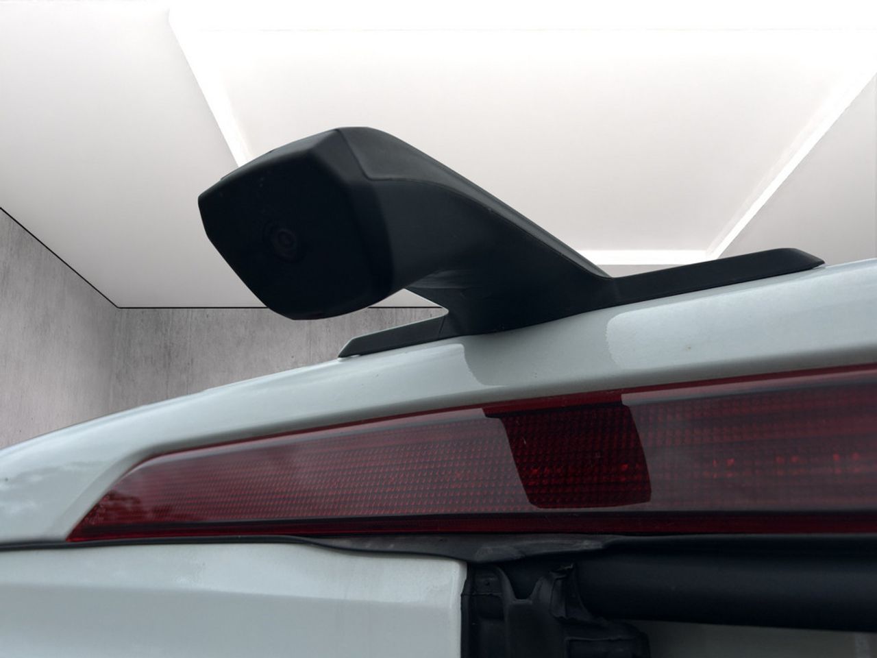 https://csb-strapi-files.fsn1.your-objectstorage.com/inventory-cars/images/5f9fecc2fda9c0762e4c1583401eb66b9225f7a1/21_1280_6745.jpg