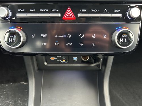 https://csb-strapi-files.fsn1.your-objectstorage.com/inventory-cars/images/5fe8cb9ee2cfd7b380014c0347da0c4f2edf18c2/21_500_4603.jpg