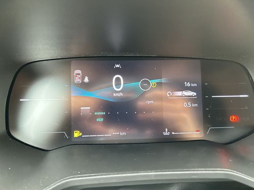 https://csb-strapi-files.fsn1.your-objectstorage.com/inventory-cars/images/63244e8f46312318aa9beba4668c461e16e7881f/11_500_9143.jpg