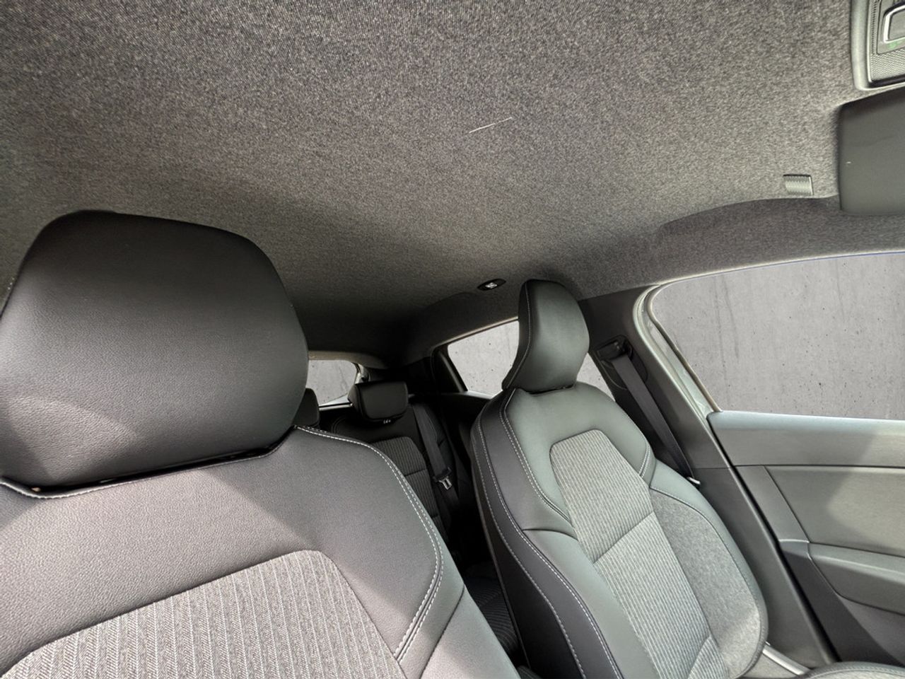 https://csb-strapi-files.fsn1.your-objectstorage.com/inventory-cars/images/63244e8f46312318aa9beba4668c461e16e7881f/19_1280_2748.jpg