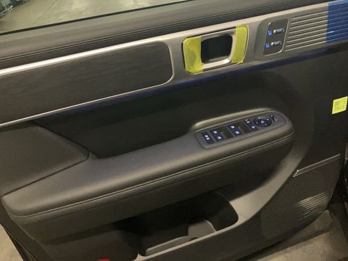 https://csb-strapi-files.fsn1.your-objectstorage.com/inventory-cars/images/632b0f07c24e95ab0bba4f21600076ee8fa74f44/13_500_1675.jpg