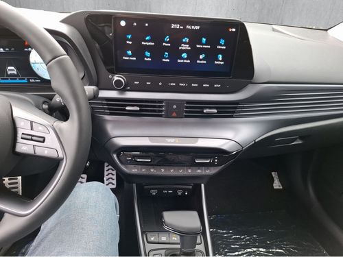 https://csb-strapi-files.fsn1.your-objectstorage.com/inventory-cars/images/63e511f36e03898c5e6c284d80a477d0adb190cd/12_500_5668.jpg