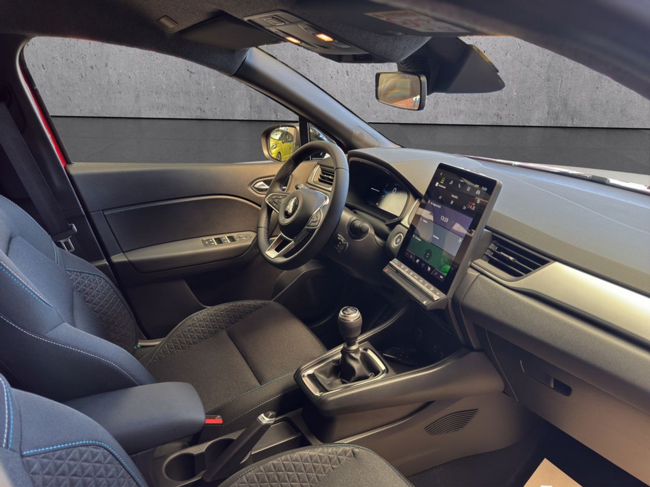 https://csb-strapi-files.fsn1.your-objectstorage.com/inventory-cars/images/645878740d6392793df65e867bedab9665da3751/21_1280_4711.jpg