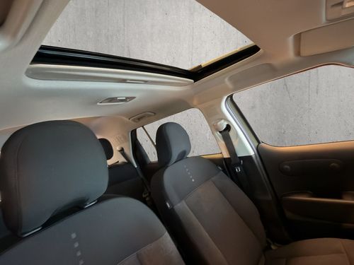 https://csb-strapi-files.fsn1.your-objectstorage.com/inventory-cars/images/6483c28412b7cd58d8d5be85ae8b2a1b97e02de3/18_500_8859.jpg