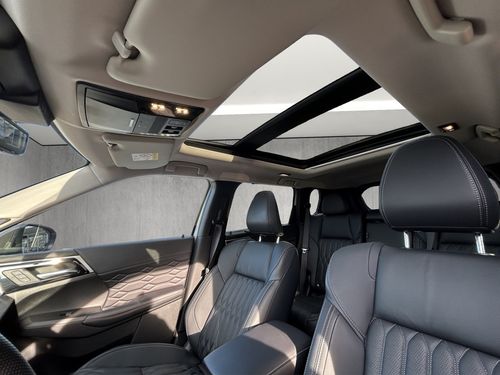https://csb-strapi-files.fsn1.your-objectstorage.com/inventory-cars/images/64a79f91b4cd112aaaaa216e0a2fb312cc6c4ebe/12_500_2325.jpg