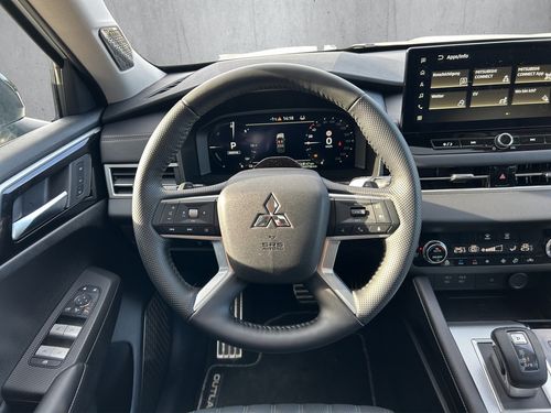 https://csb-strapi-files.fsn1.your-objectstorage.com/inventory-cars/images/64a79f91b4cd112aaaaa216e0a2fb312cc6c4ebe/19_500_2431.jpg