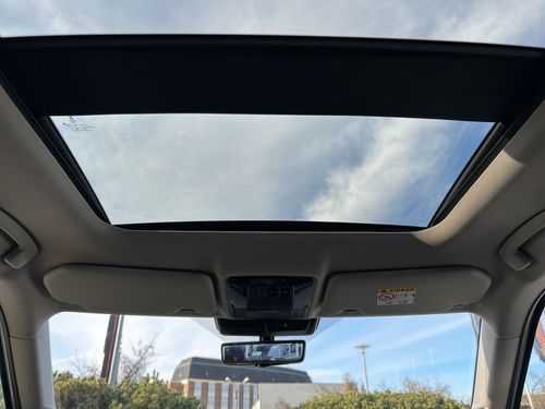 https://csb-strapi-files.fsn1.your-objectstorage.com/inventory-cars/images/64a79f91b4cd112aaaaa216e0a2fb312cc6c4ebe/31_500_5940.jpg
