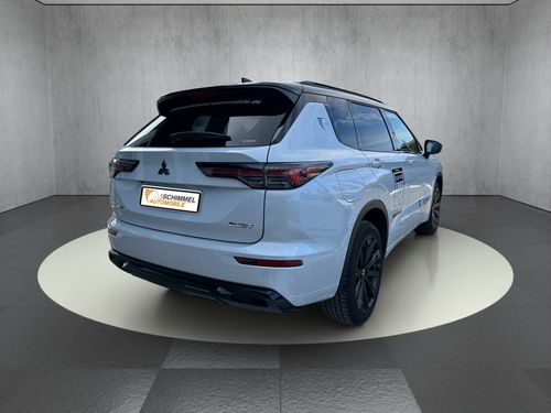 https://csb-strapi-files.fsn1.your-objectstorage.com/inventory-cars/images/64a79f91b4cd112aaaaa216e0a2fb312cc6c4ebe/6_500_1786.jpg