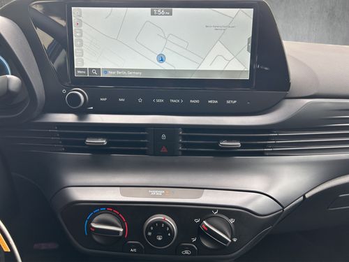 https://csb-strapi-files.fsn1.your-objectstorage.com/inventory-cars/images/65560938b35dad819d2af1e1bb6824aa1a47a2d7/17_500_1488.jpg