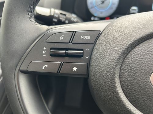 https://csb-strapi-files.fsn1.your-objectstorage.com/inventory-cars/images/65560938b35dad819d2af1e1bb6824aa1a47a2d7/32_500_5803.jpg