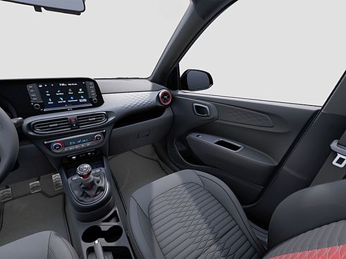 https://csb-strapi-files.fsn1.your-objectstorage.com/inventory-cars/images/666444f6e43fb87b11118241f90c4dcfb5501ddb/10_500_8215.jpg