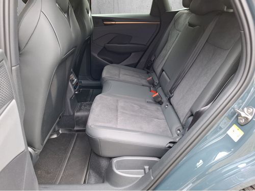https://csb-strapi-files.fsn1.your-objectstorage.com/inventory-cars/images/66ade1f6cde5d89e1ca009a8aa15bc91f472114a/14_500_4331.jpg