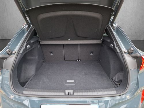 https://csb-strapi-files.fsn1.your-objectstorage.com/inventory-cars/images/66ade1f6cde5d89e1ca009a8aa15bc91f472114a/16_500_4209.jpg