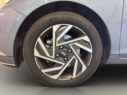 https://csb-strapi-files.fsn1.your-objectstorage.com/inventory-cars/images/68c4dc7597778b2b885a64801dfb1ed0ed8b71f1/2_500_8908.jpg