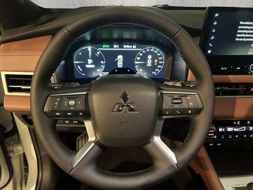https://csb-strapi-files.fsn1.your-objectstorage.com/inventory-cars/images/6b017e574fbd3ab2f58e0b638a66abd05a451364/10_500_1444.jpg