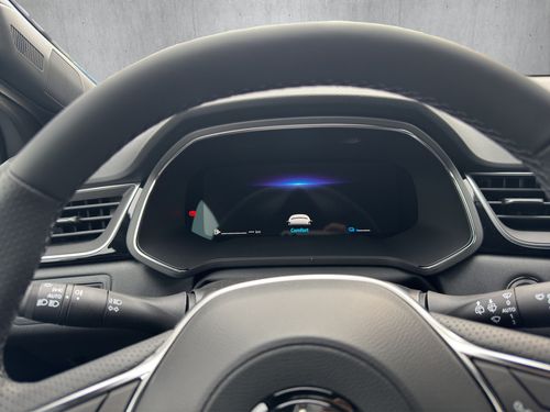 https://csb-strapi-files.fsn1.your-objectstorage.com/inventory-cars/images/6b0381005c4a9f7d03c71541a16e5ae1846d16cb/15_500_8929.jpg