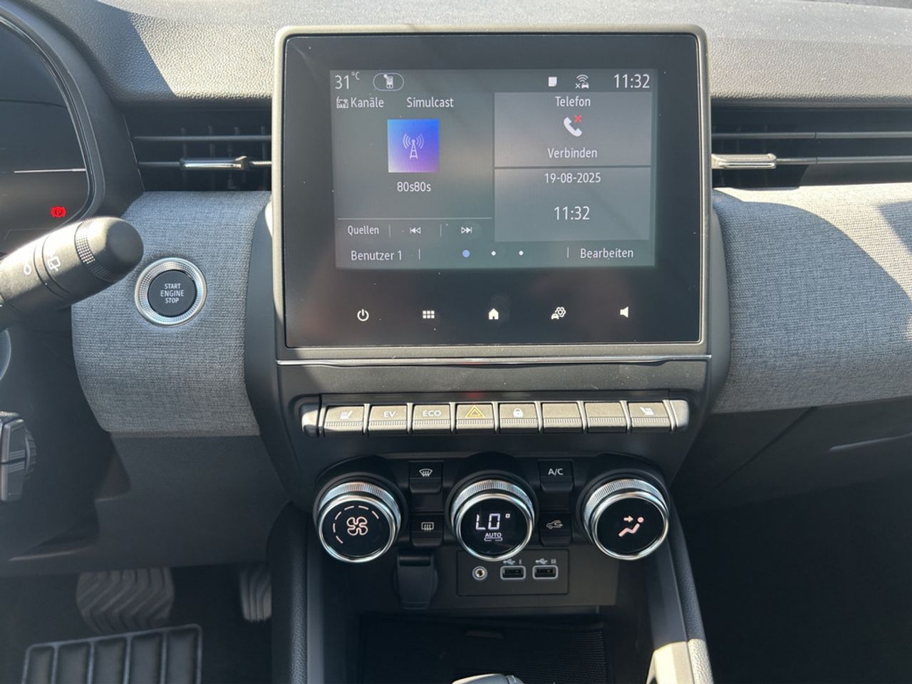 https://csb-strapi-files.fsn1.your-objectstorage.com/inventory-cars/images/6b3b81a7a529925bc17cd8b0261b552095625234/12_1280_2128.jpg