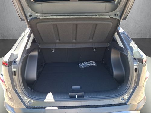 https://csb-strapi-files.fsn1.your-objectstorage.com/inventory-cars/images/6bb296691ae35676b1a1a403d7f209f0e6700872/17_500_2692.jpg