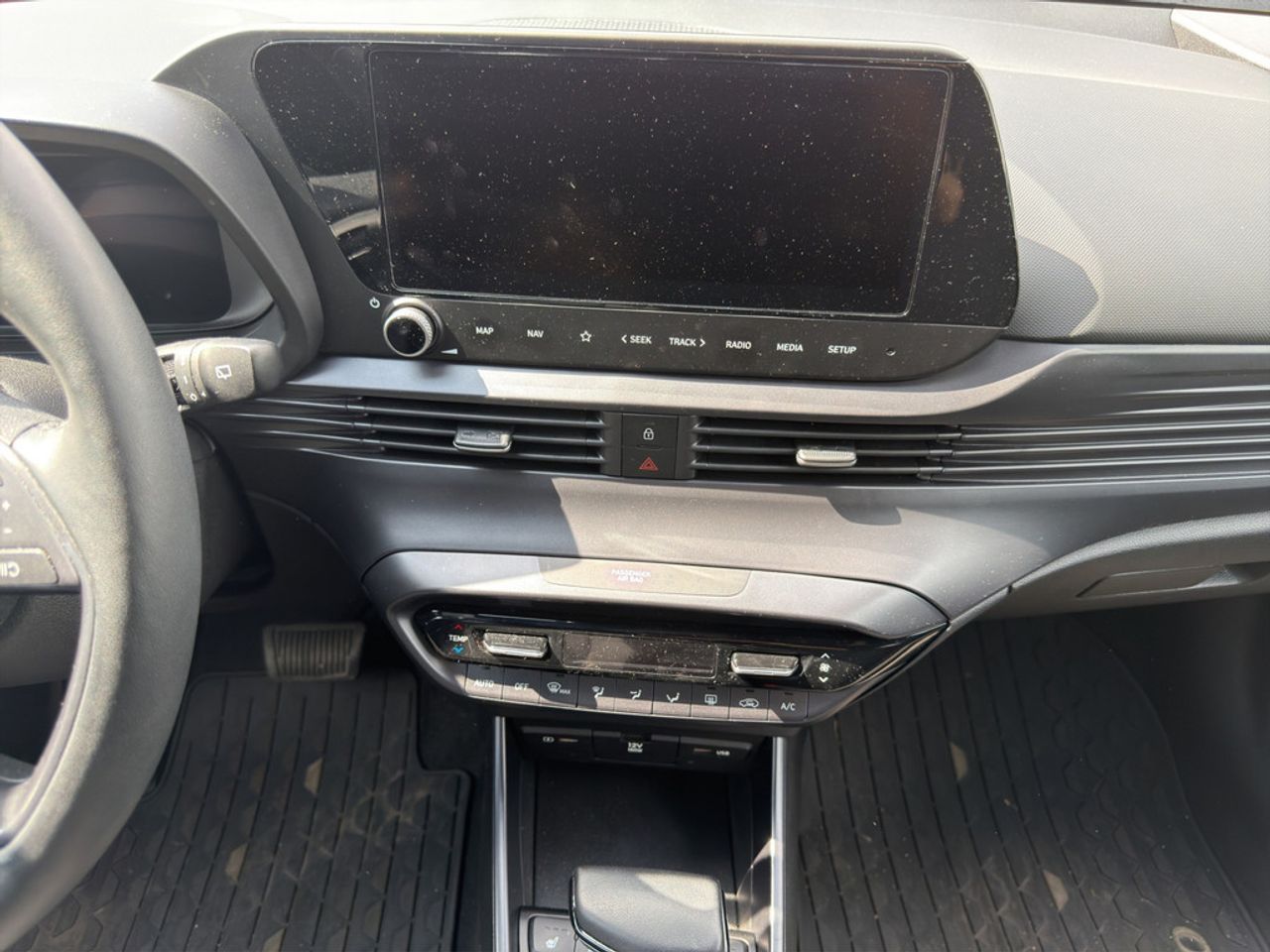 https://csb-strapi-files.fsn1.your-objectstorage.com/inventory-cars/images/6caa04d614f2ea6201eea10ab7e593e05f752714/15_1280_3007.jpg