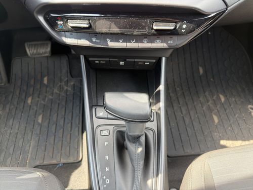 https://csb-strapi-files.fsn1.your-objectstorage.com/inventory-cars/images/6caa04d614f2ea6201eea10ab7e593e05f752714/16_500_4073.jpg