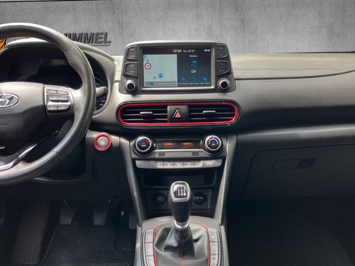 https://csb-strapi-files.fsn1.your-objectstorage.com/inventory-cars/images/6cbebb0bd089641e1cff8990f6e6a8d03569b0d4/17_500_8727.jpg